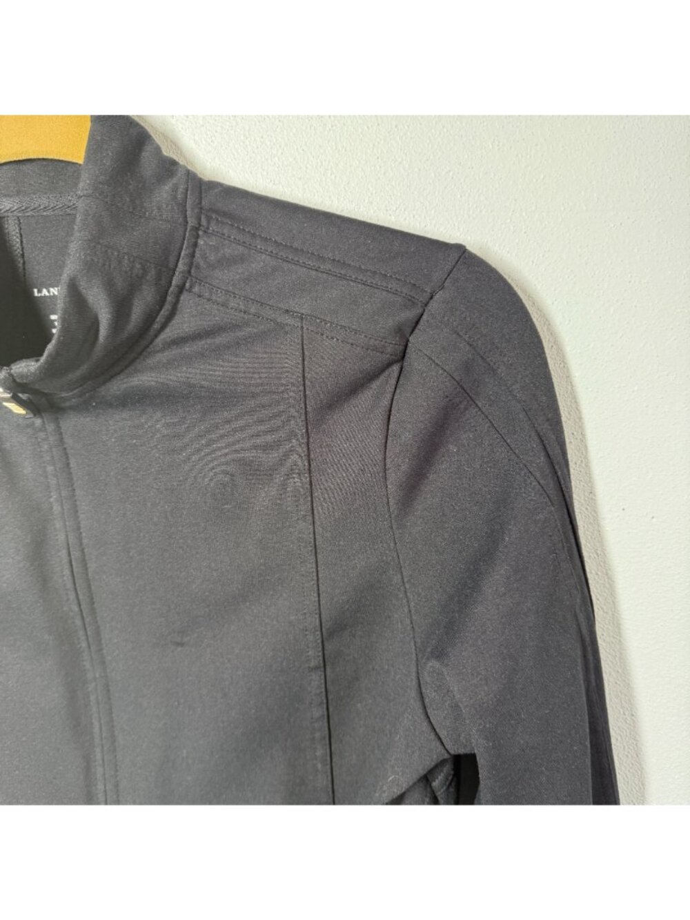Lands' End Womens Small Black Full Zip Athletic Jacket Lightweight Soft Shell - Picture 9 of 14